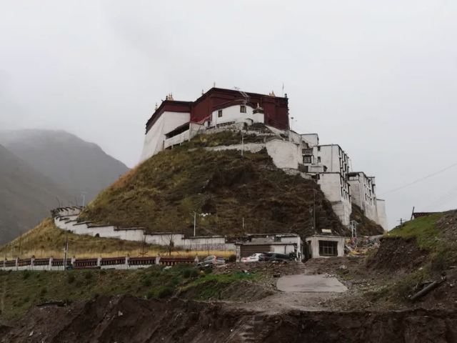小布達拉