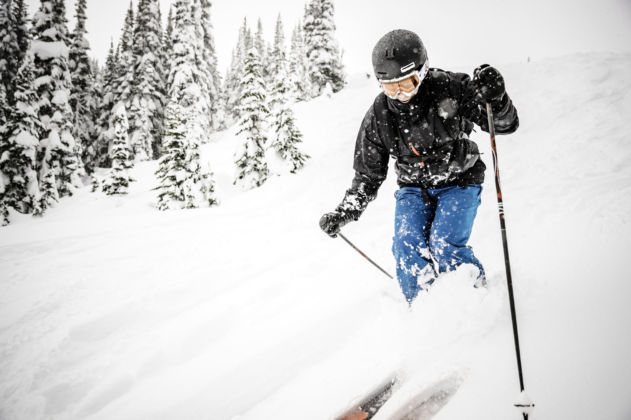 河南鞏義嵩頂滑雪度假區一日遊【鄭州出發，含雙板+雪鞋+雪杖】