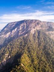 靈山頂景區