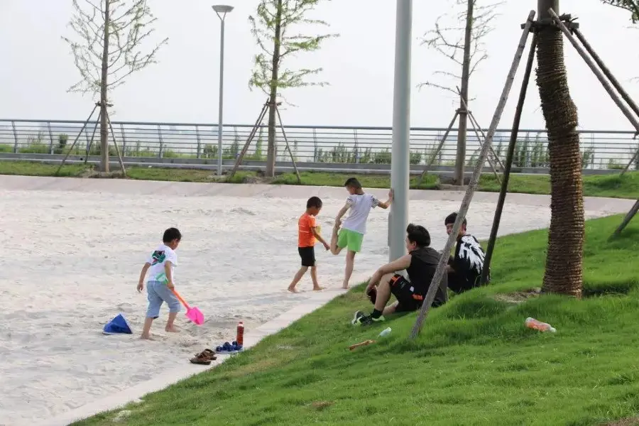 濱江體育公園