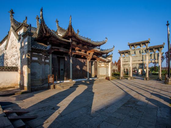 Bao's Garden of Tangyue Arch Group