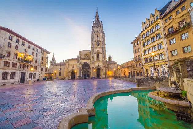 Vé máy bay giá rẻ từ Sân bay Asturias đi Đà Nẵng
