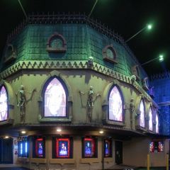 Dracula's Cabaret ResTaurAnt User Photo