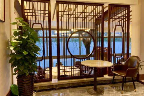 凌軒閣·湖景蘇幫菜（李公堤店）