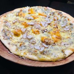 Bar & Restaurant naïv張用戶圖片