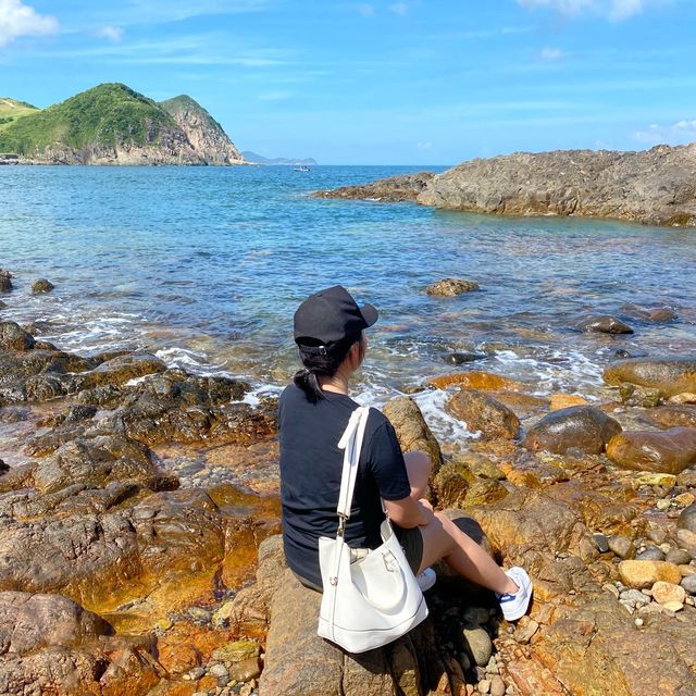 海水五顏六色 | 媲美國外 | 還可以露營 | 東龍洲