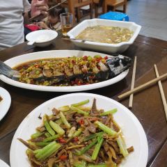 Yiweilingxian User Photo