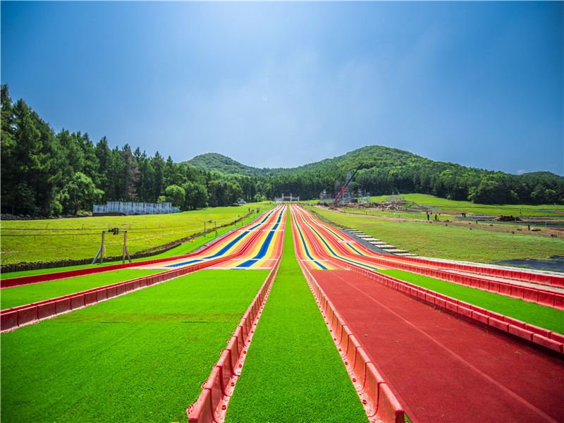 神鹿峯旅遊度假區
