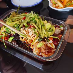 Qinghua Dumpling House (meihekou) 여행 사진
