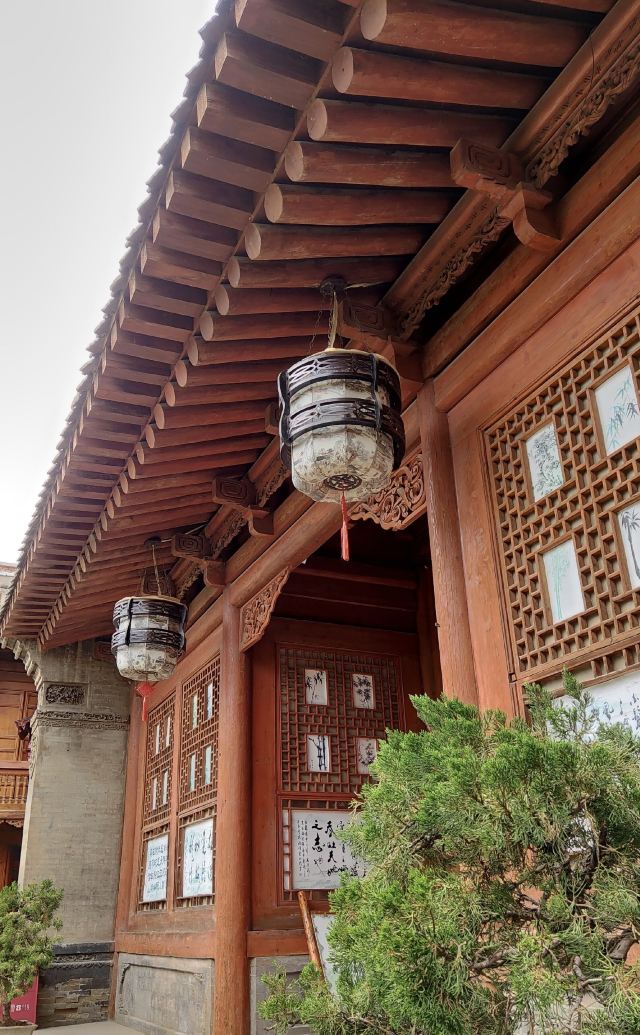 八坊十三巷