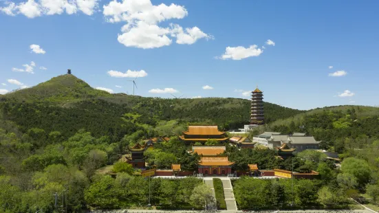 Mingyue Temple