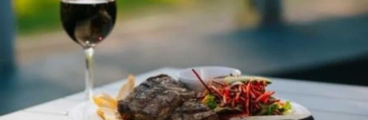 Carine Glades Tavern