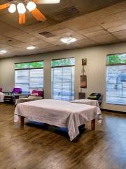 Massage Heights New Braunfels - Creekside