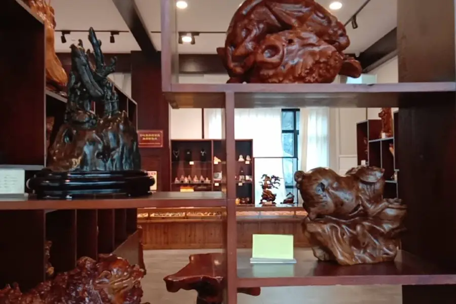 Huaxia Culture Root Carving Art Museum