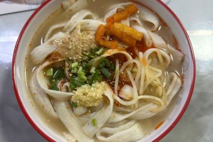 小白房辣焙子(呼市总店)