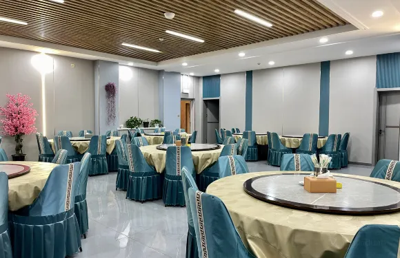 路路通飯店（吳忠同心店）·餐廳