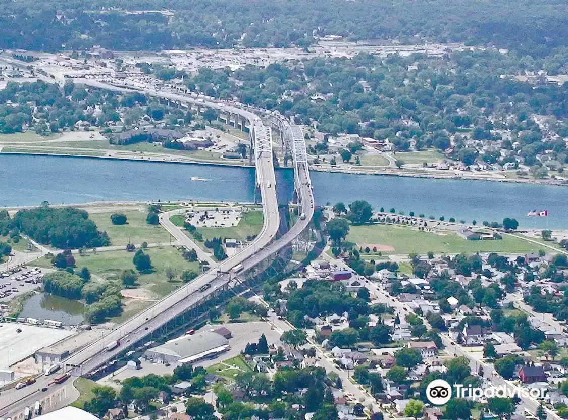 Hotels near Blue Water Bridge