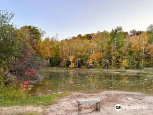 Mono Cliffs Provincial Park (Reservation Required)