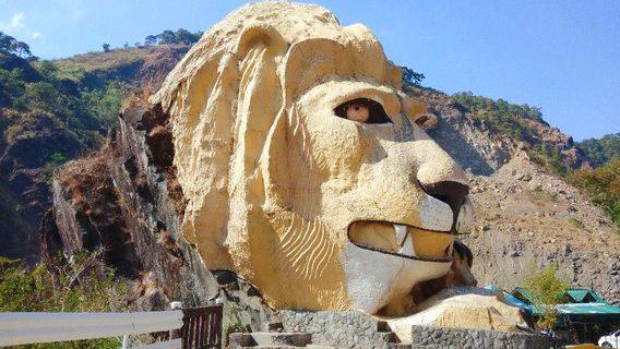 Lion’s Head