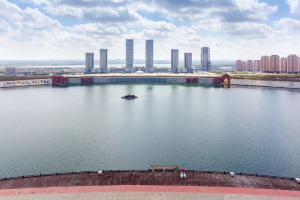 康巴什乌兰木伦湖景点图片