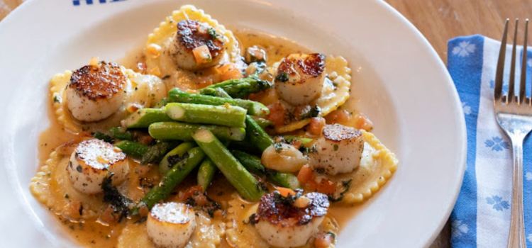 Duke's Seafood South Lake Union