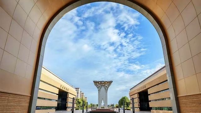 jin ta xian wen hua guang chang