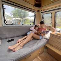 兩手Fing Fing 去camping