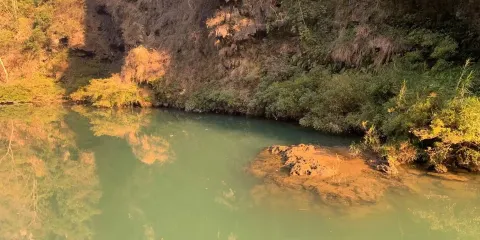 湟川三峽