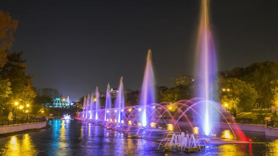 Kaiyuan Lake Musical Fountain