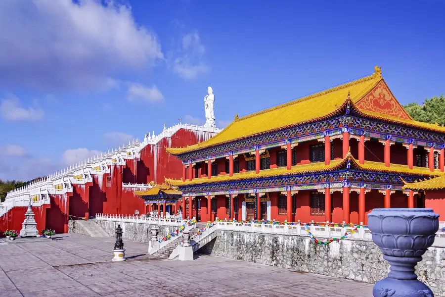 Lingyin Temple