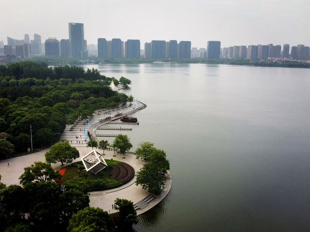 Guazhuhu Park in Shaoxing