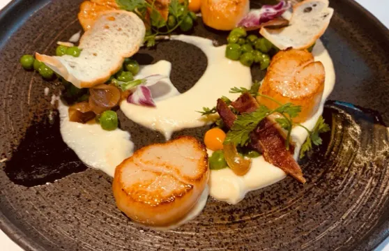 Bistro Bar and Entertainment