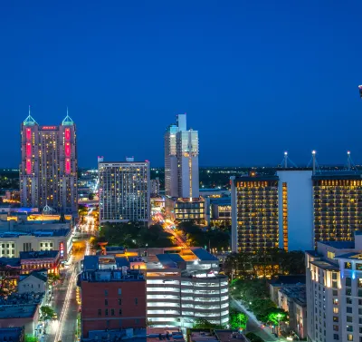 Hotels near Central Market