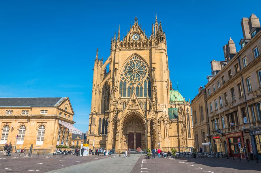 Vilnius to Metz Flights