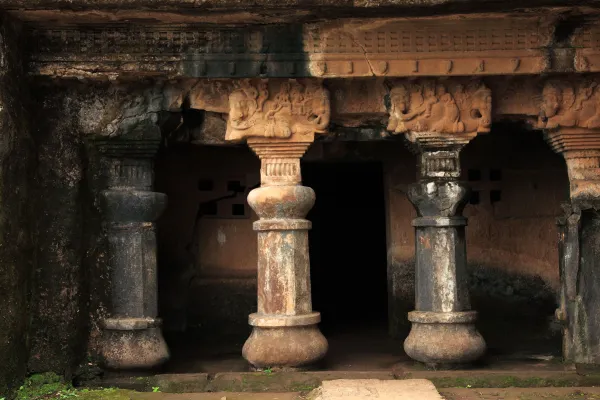 โรงแรมใกล้शिव मंदिर