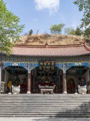 Hongshan Temple