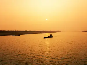 Shengjin Lake