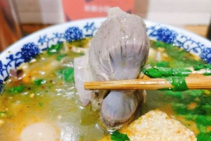 叶新小吃店(来凤小区总店)