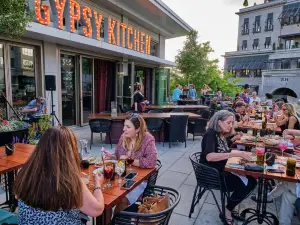 Gypsy Kitchen