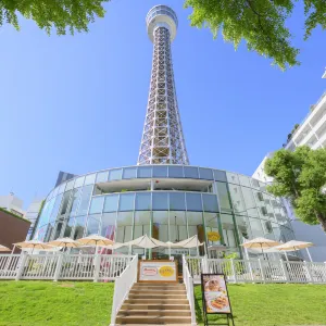 横浜マリンタワー