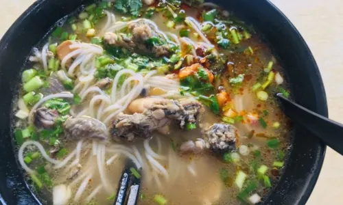 Yunweifang Fresh Chicken Rice Noodles (Manting Branch)