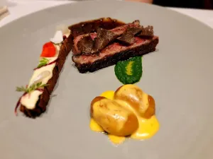 DC RESTAURANT
