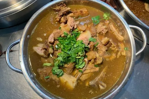 詔鑫號牛腩火鍋（二馬路店）