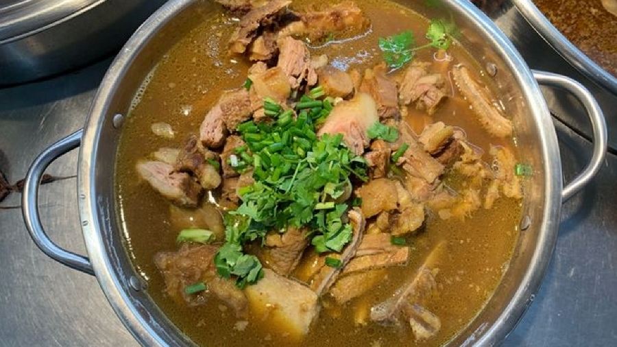 诏鑫号牛腩火锅(二马路店)