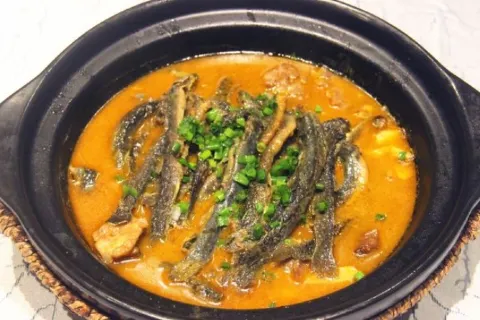 Lu zhai ren jia