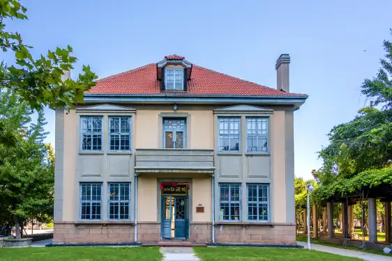 Hotels near Changyu Wine Culture Museum