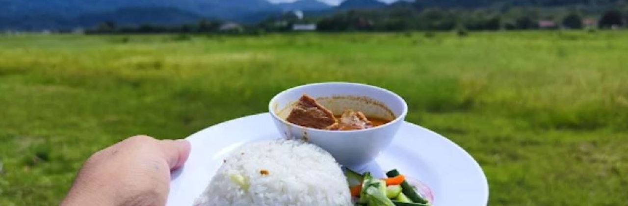 Nasi Dagang Pak Malau