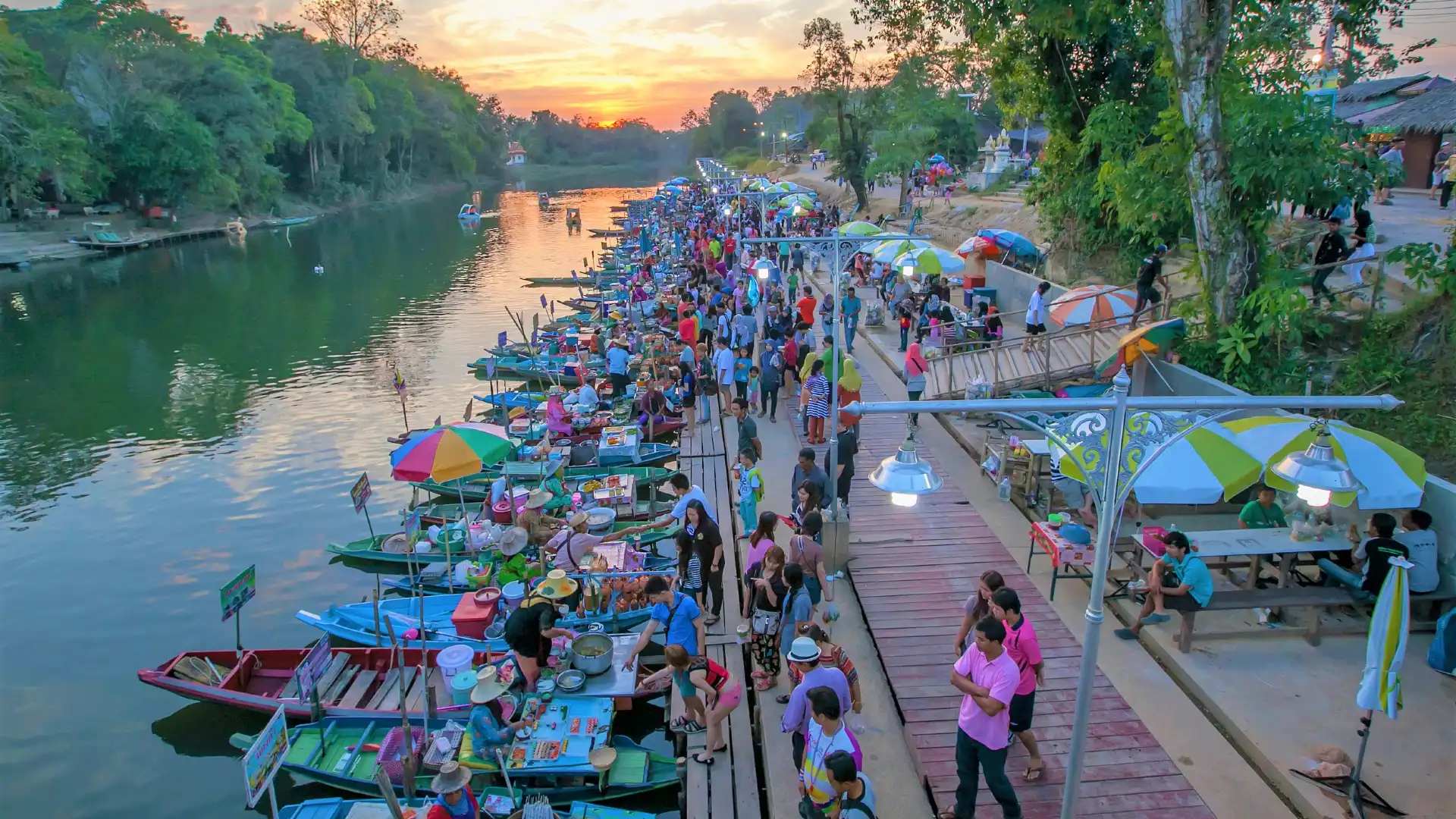 Hotels near Khlong Hae Floating Market
