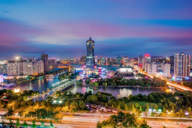 Hotels near Shangpin Discount (Xiasha Economic and Technological Development Zone)