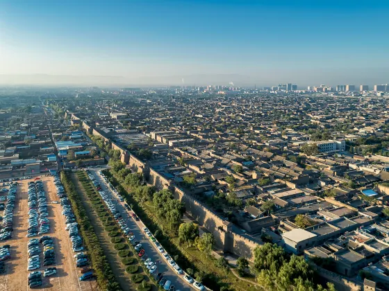 Номер с видом на горы Отели в г. Линчуань